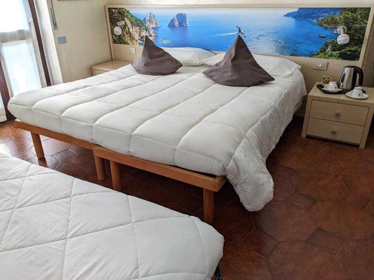 Hotel Montecarlo Castellanza Ngoại thất bức ảnh